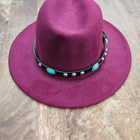 Accessories - Fedora Style Hat Womens Burdundy Felt Western Turquoise Silver Accents